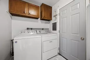 152 Malibu Dr, Bolingbrook, IL 60440 - Photo 10