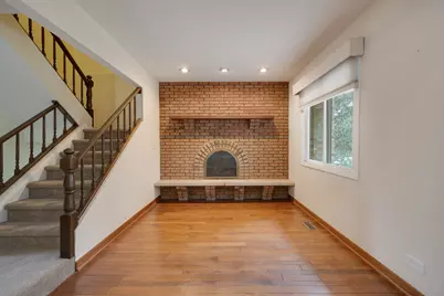 1525 Columbia Court, Elk Grove Village, IL 60007 - Photo 10
