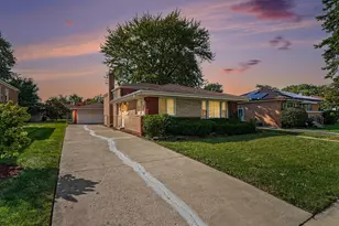 16518 Dobson Ave, South Holland, IL 60473 - Photo 2