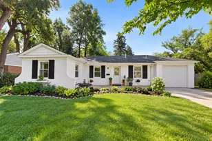 711 E Euclid Ave, Arlington Heights, IL 60004 - Photo 1