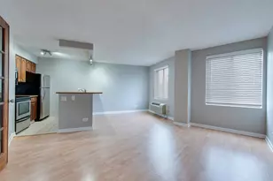 470 Fawell Blvd, Glen Ellyn, IL 60137 - Photo 8