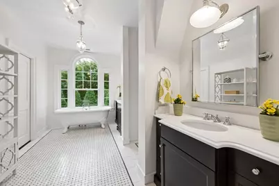 252 Myrtle Street, Winnetka, IL 60093 - Photo 36