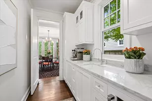 252 Myrtle St, Winnetka, IL 60093 - Photo 14