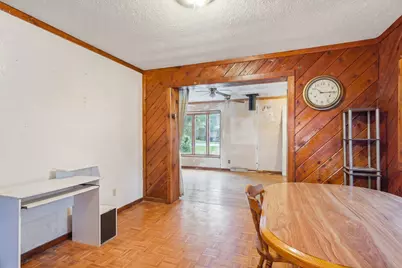 7915 W 70th Street, Bridgeview, IL 60455 - Photo 8