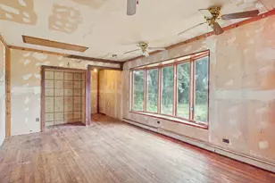 7915 W 70th St, Bridgeview, IL 60455 - Photo 10