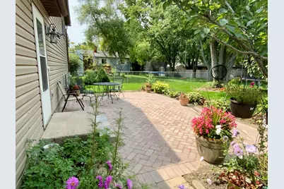 592 Pine Grove Avenue, Gurnee, IL 60031 - Photo 16