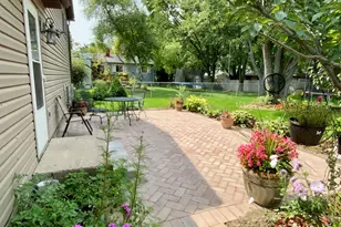 592 Pine Grove Ave, Gurnee, IL 60031 - Photo 16
