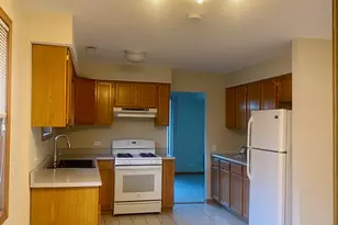 475 N East River Rd, Des Plaines, IL 60016 - Photo 2