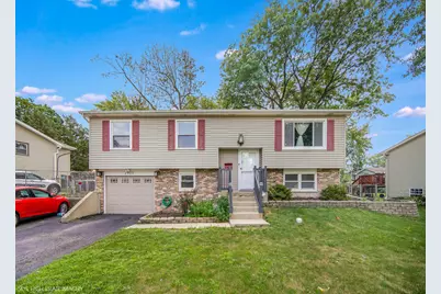 2905 Edgewood Parkway, Woodridge, IL 60517 - Photo 1