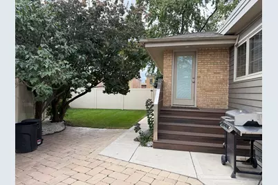 4205 N Newland Avenue, Harwood Heights, IL 60706 - Photo 34