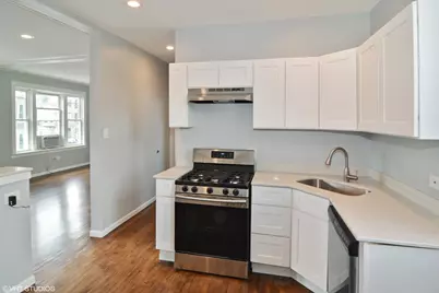 3557 W Wrightwood Avenue #1R, Chicago, IL 60647 - Photo 4