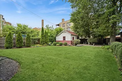 1616 W Jarvis Avenue, Chicago, IL 60626 - Photo 22