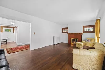 1616 W Jarvis Avenue, Chicago, IL 60626 - Photo 4
