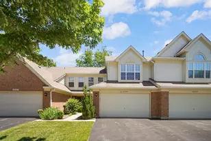30W033 Princeton Ct, Warrenville, IL 60555 - Photo 1