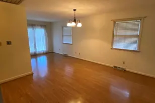 206 Jct St, Centralia, IL 62801 - Photo 10