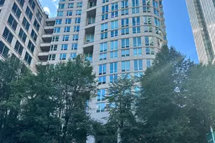 345 N LaSalle St, Chicago, IL 60654 - Photo 1