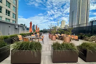 345 N LaSalle St, Chicago, IL 60654 - Photo 14