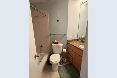 2100 N Racine Avenue #2J, Chicago, IL 60614 - Photo 16