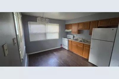 11 S Whispering Hills Drive #1B, Naperville, IL 60540 - Photo 8