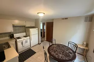 11127 S 84th Ave, Palos Hills, IL 60465 - Photo 6