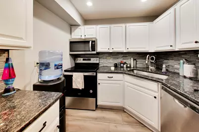 6700 S Brainard Avenue #101, Countryside, IL 60525 - Photo 10