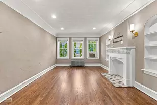 2325 W Farwell Ave, Chicago, IL 60645 - Photo 4