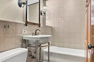 2325 W Farwell Ave, Chicago, IL 60645 - Photo 28