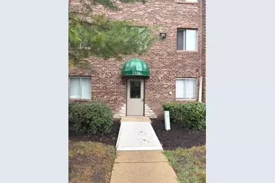 2556 Waterbury Drive #1906, Woodridge, IL 60517 - Photo 2