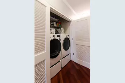 1353 W Grand Avenue #2, Chicago, IL 60642 - Photo 28