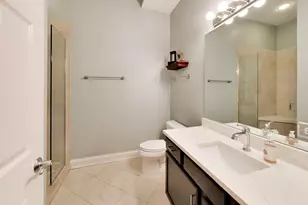 1353 W Grand Ave, Chicago, IL 60642 - Photo 26