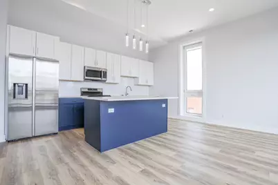 2402 W Carmen Avenue #203, Chicago, IL 60625 - Photo 2