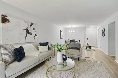 3300 N Carriageway Drive #216, Arlington Heights, IL 60004 - Photo 4