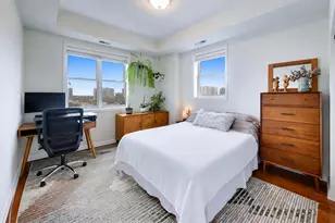 828 W Grace St, Chicago, IL 60613 - Photo 10