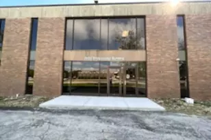 2555 W Lincoln Hwy, Olympia Fields, IL 60461 - Photo 1