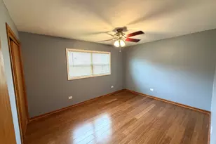 11946 S Ridgeway Ave, Alsip, IL 60803 - Photo 8