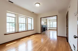 3301 N Kilbourn Ave, Chicago, IL 60641 - Photo 8