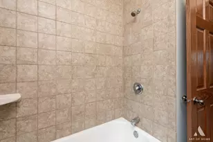 3301 N Kilbourn Ave, Chicago, IL 60641 - Photo 14