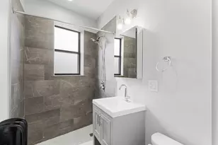 7622 N Eastlake Terrace, Chicago, IL 60626 - Photo 8