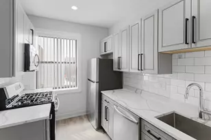 7622 N Eastlake Terrace, Chicago, IL 60626 - Photo 4