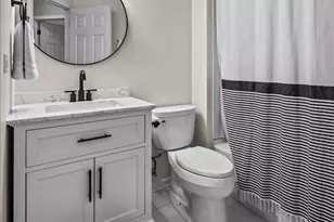 1529 Autumncrest Ct, Crystal Lake, IL 60014 - Photo 26