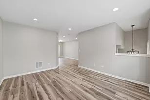 34308 N Goldenrod Rd, Round Lake, IL 60073 - Photo 10