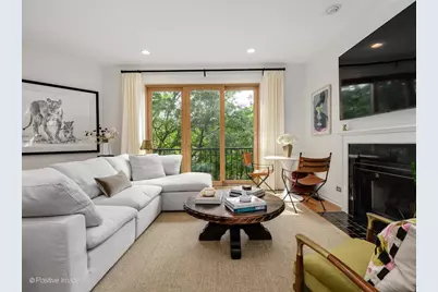 2917 N Damen Avenue #3N, Chicago, IL 60618 - Photo 6