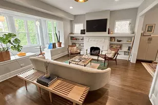 2617 W Leland Ave, Chicago, IL 60625 - Photo 2