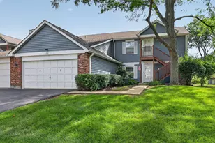 363 Pembroke Ln, Glen Ellyn, IL 60137 - Photo 1
