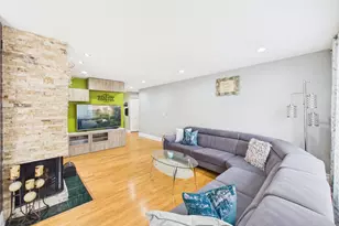 500 Bayside Dr, Palatine, IL 60074 - Photo 8