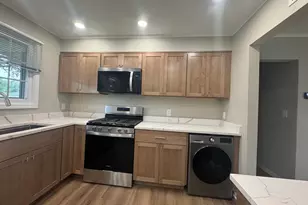1421 N Wilke Rd, Arlington Heights, IL 60004 - Photo 6