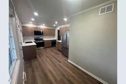 1421 N Wilke Road, Arlington Heights, IL 60004 - Photo 4