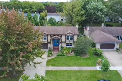 135 W King Arthur Court, Palatine, IL 60067 - Photo 34