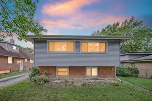 16904 Old Elm Dr, Country Club Hills, IL 60478 - Photo 1