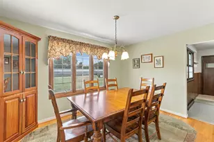 327 W Porter St, Oglesby, IL 61348 - Photo 8